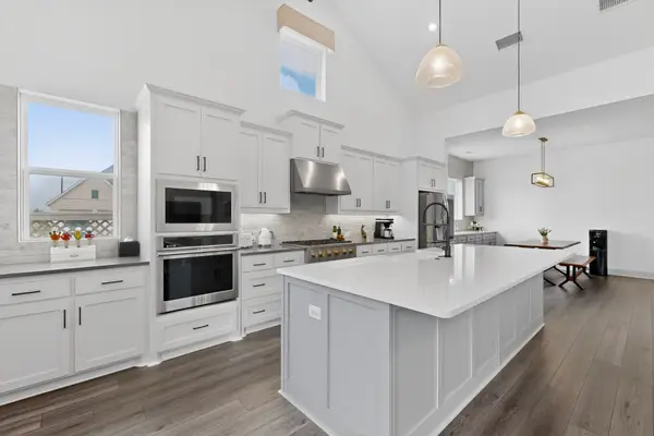 200 W Shetland Lane, Northlake, TX 76247