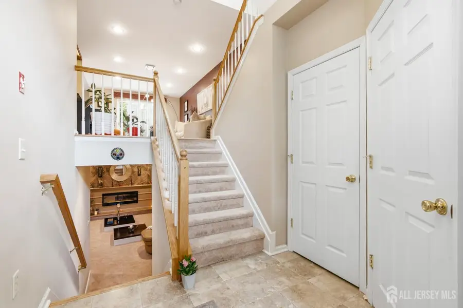 -8 Rondell Lane, Old Bridge, NJ 08857 - #3