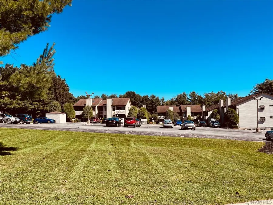 204 Pine Hollow, Chester, NY 10918 - #2