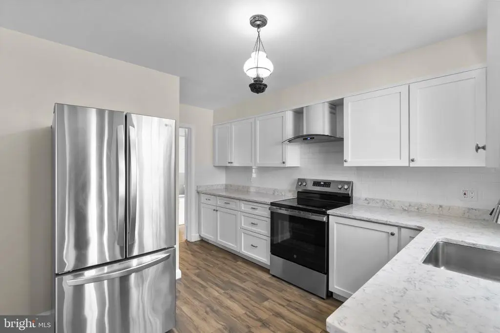 5617 Knollwood Road, Bethesda, MD 20816 - #1