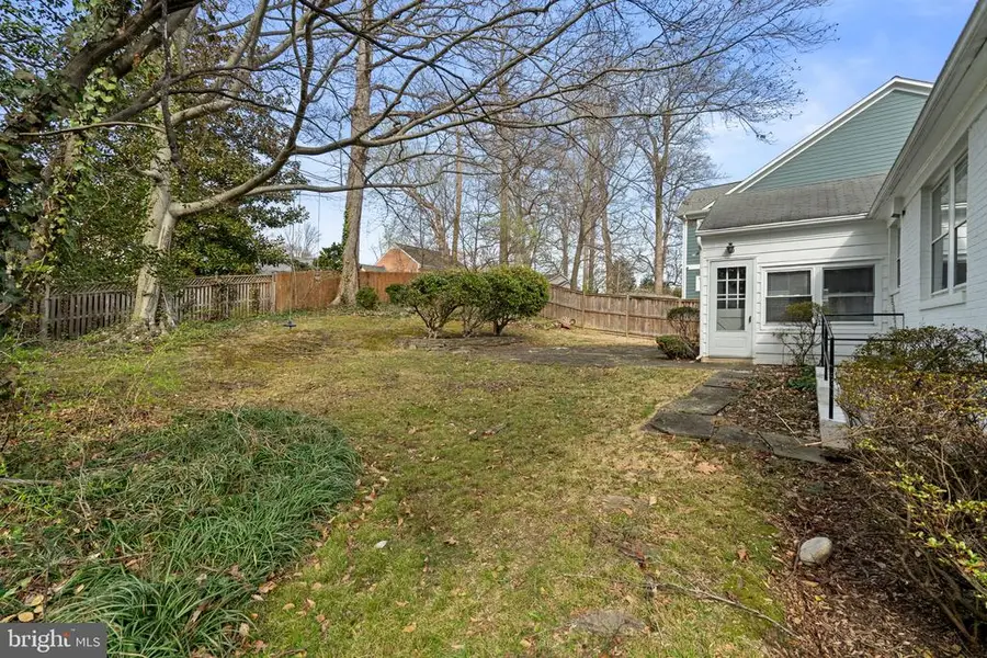 5617 Knollwood Road, Bethesda, MD 20816 - #3