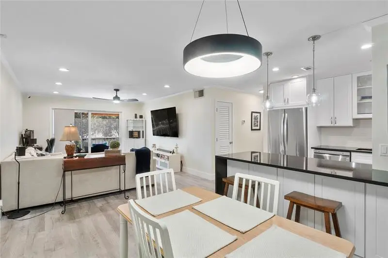 6205 Bay Club Dr #3, Fort Lauderdale, FL 33308 - Image #2