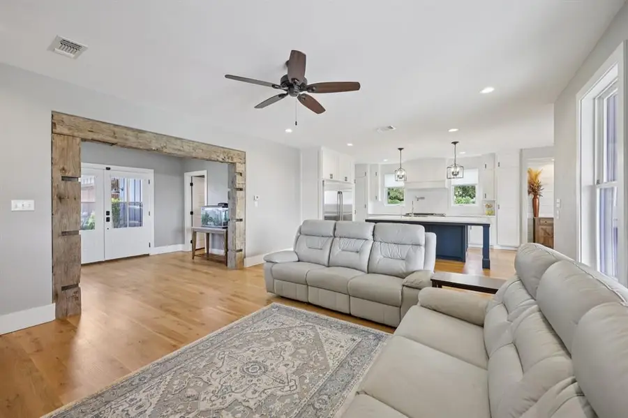 154 Helton Drive, Granbury, TX 76049 - #3