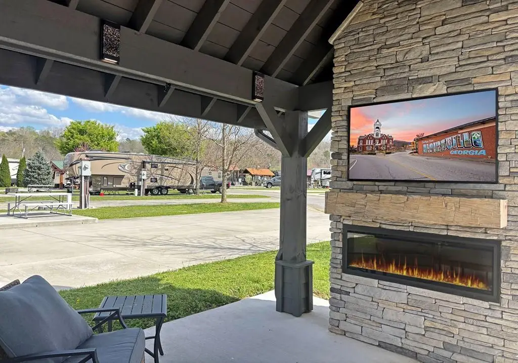 46 Circle Back Lane, Blairsville, GA 30512 - Image #1