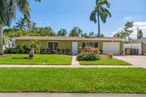 952 SE 7th Street, Deerfield Beach, FL 33441