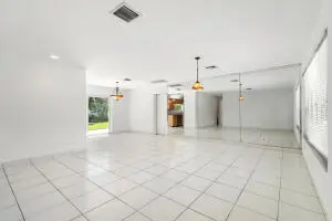 952 SE 7th Street, Deerfield Beach, FL 33441 - Image #3