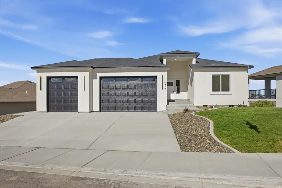 4329 S Conway Pl, Kennewick, WA 99337 - #2