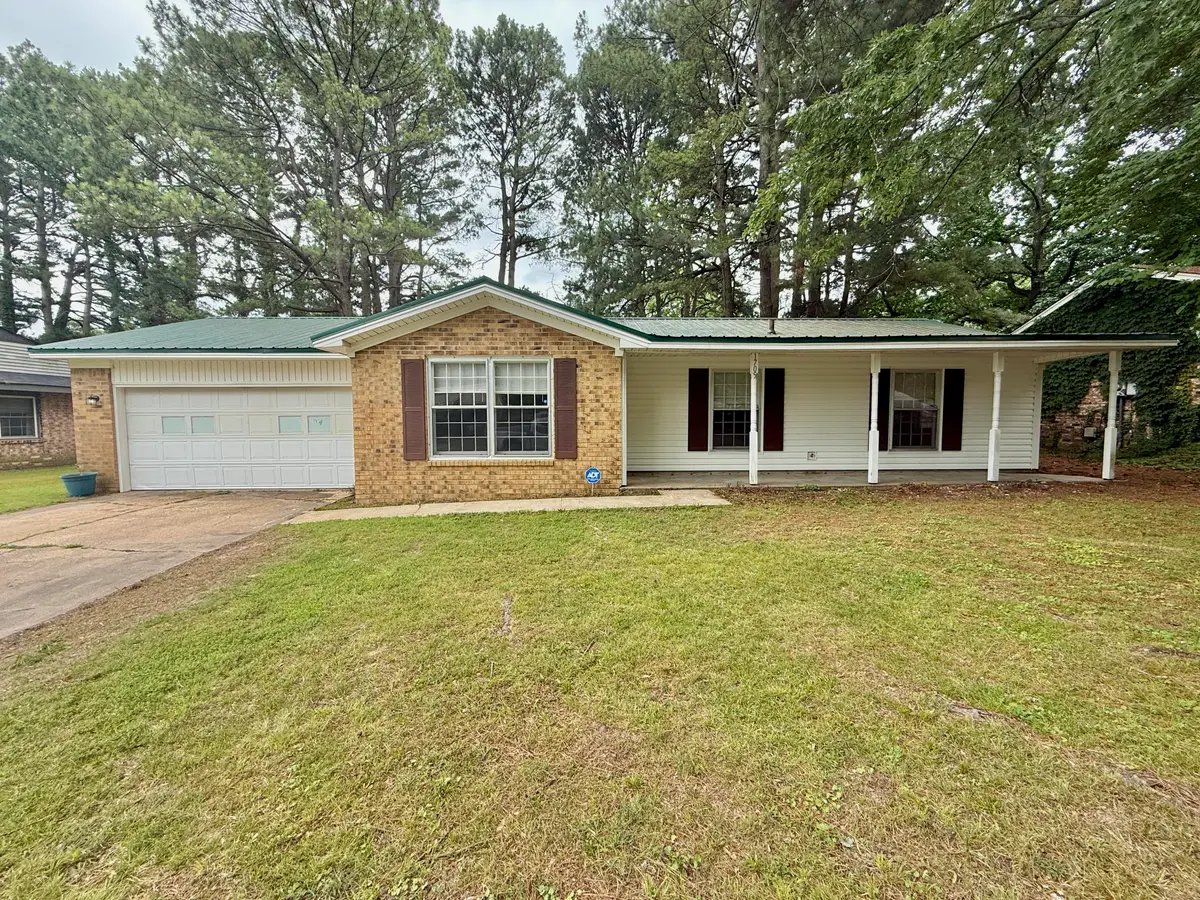 1705 Colonial Road, Jonesboro, AR 72401 - #1