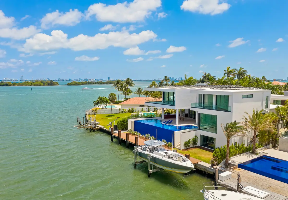 1133 Belle Meade Island Dr, Miami, FL 33138 - Image #1
