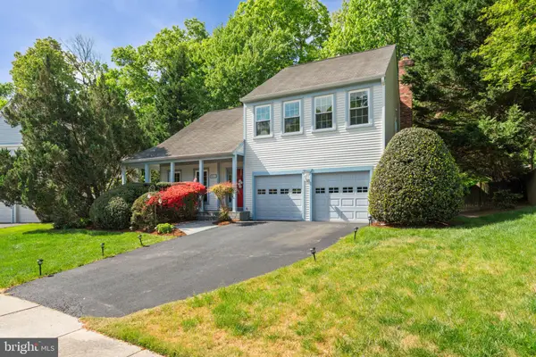 9011 Banyon Ridge Rd, FAIRFAX STATION, VA 22039