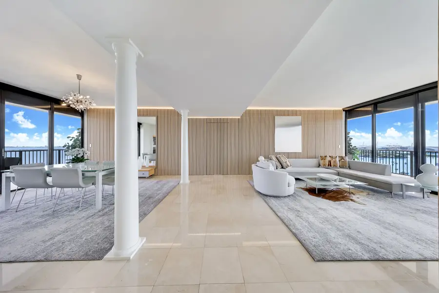 1000 Venetian Way #1902, Miami, FL 33139 - Image #2