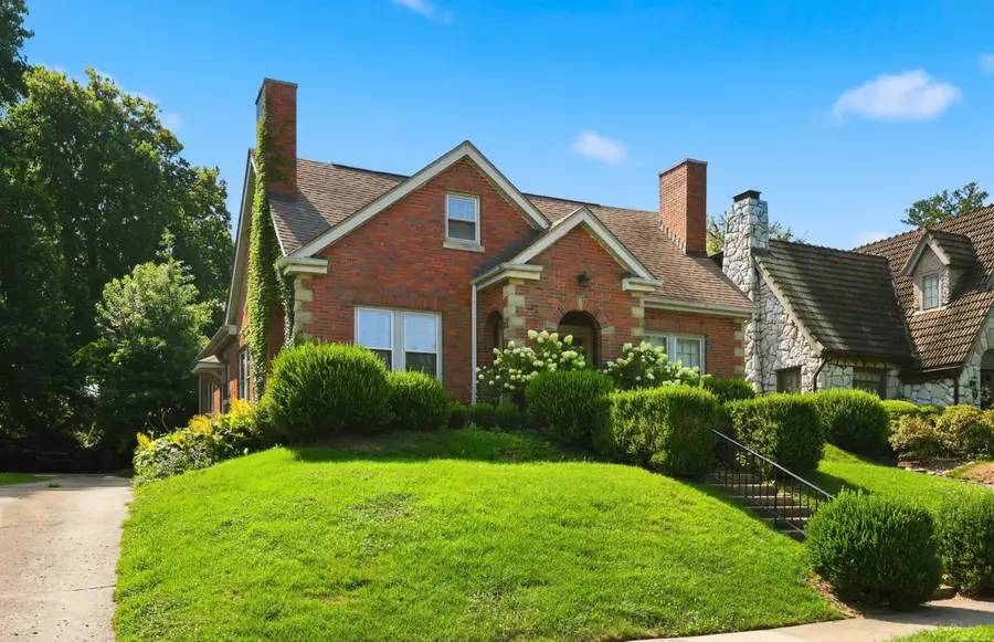 304-306 Ridgeway Road, Lexington, KY 40502 - #2