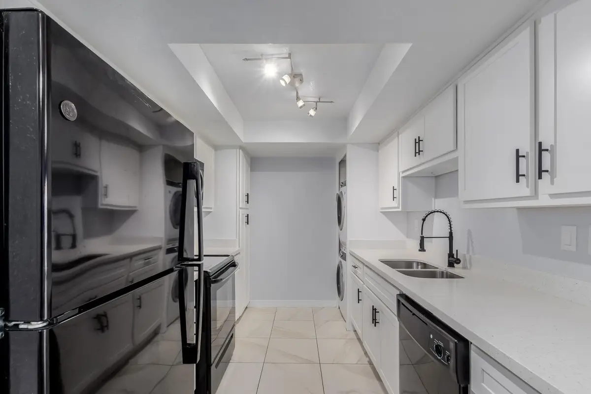 10444 N 69th Street #Apt 206, Paradise Valley, AZ 85253 - #1