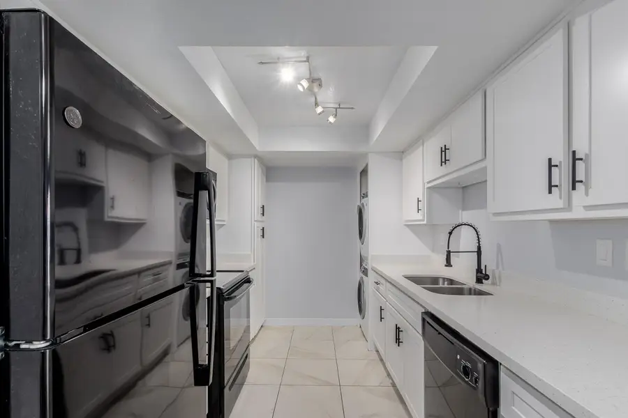 10444 N 69th Street #Apt 206, Paradise Valley, AZ 85253 - #3