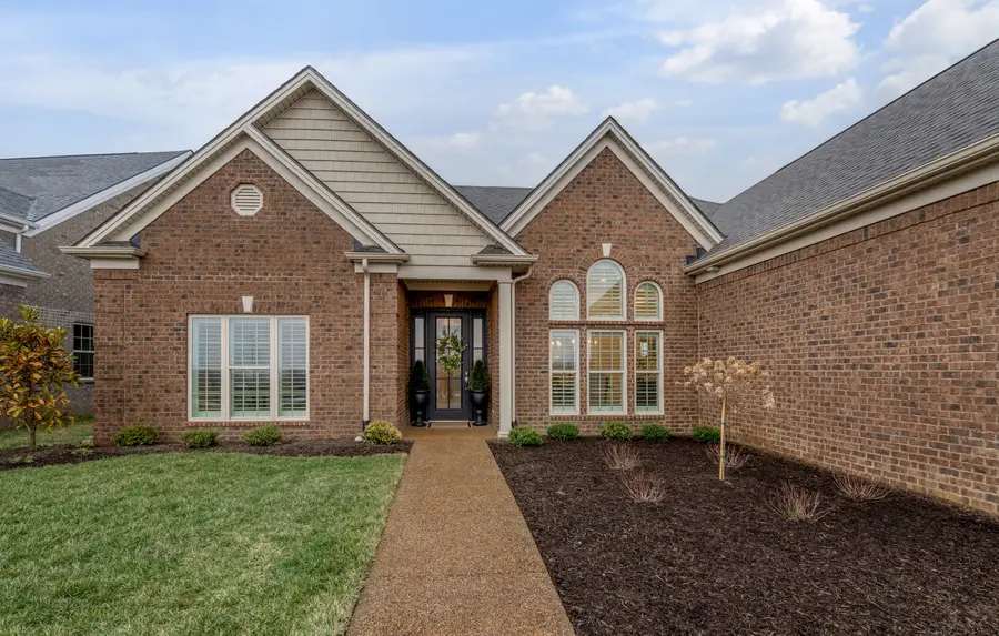 3807 Branham Park, Lexington, KY 40515 - #3