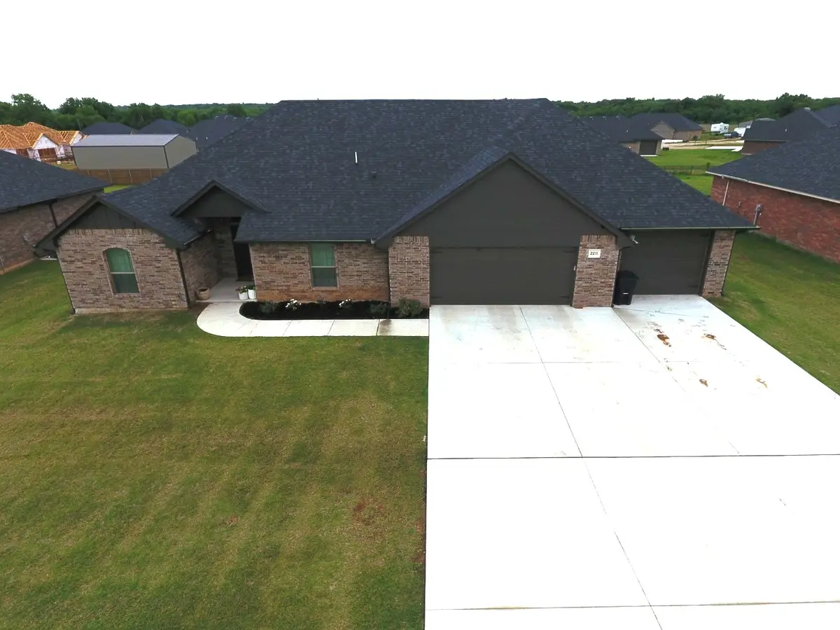 2211 E Iron Tire Drive, Stillwater, OK 74074 - #1