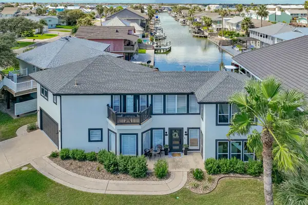 1871 Bay Shore Drive, Rockport, TX 78382