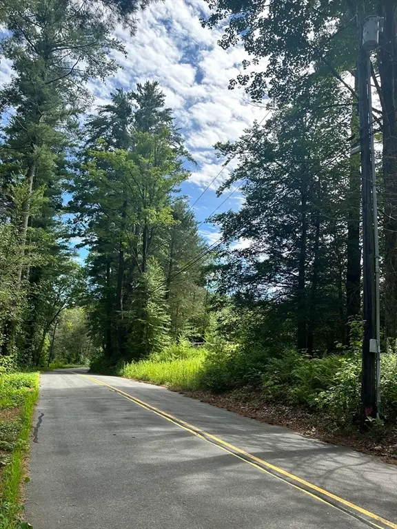 1282 Burt Hill Rd, Tolland, MA 01034