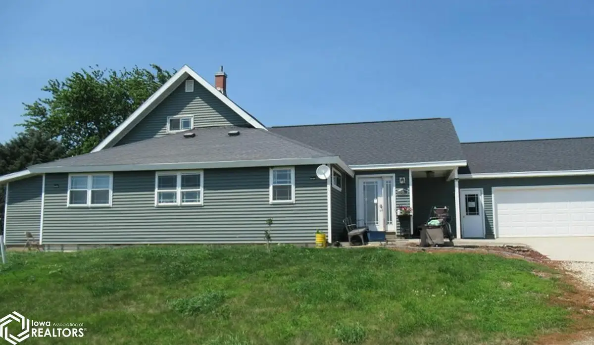 926 60th Street, Iowa Falls, IA 50126 - #1