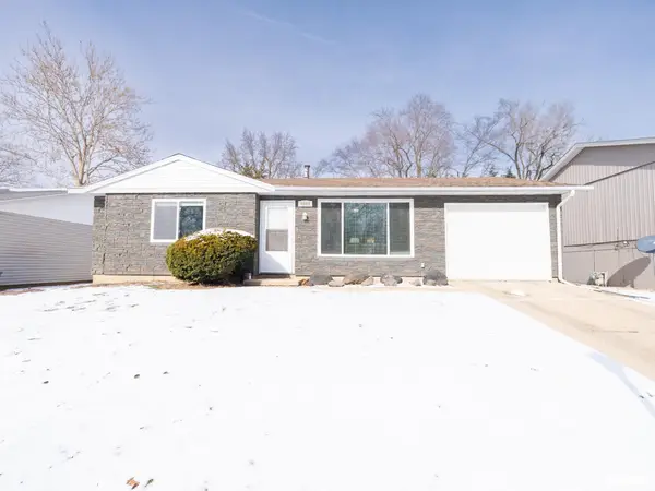 4049 W Hillmont Road, Peoria, IL 61615