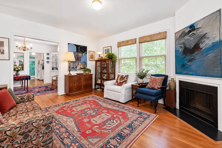 5109 Manning Dr, Bethesda, MD 20814 - #2