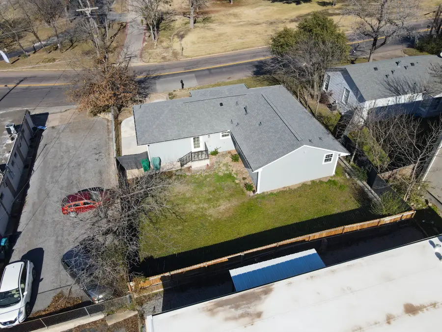 320 W Washington Street, Sherman, TX 75090 - Image #2