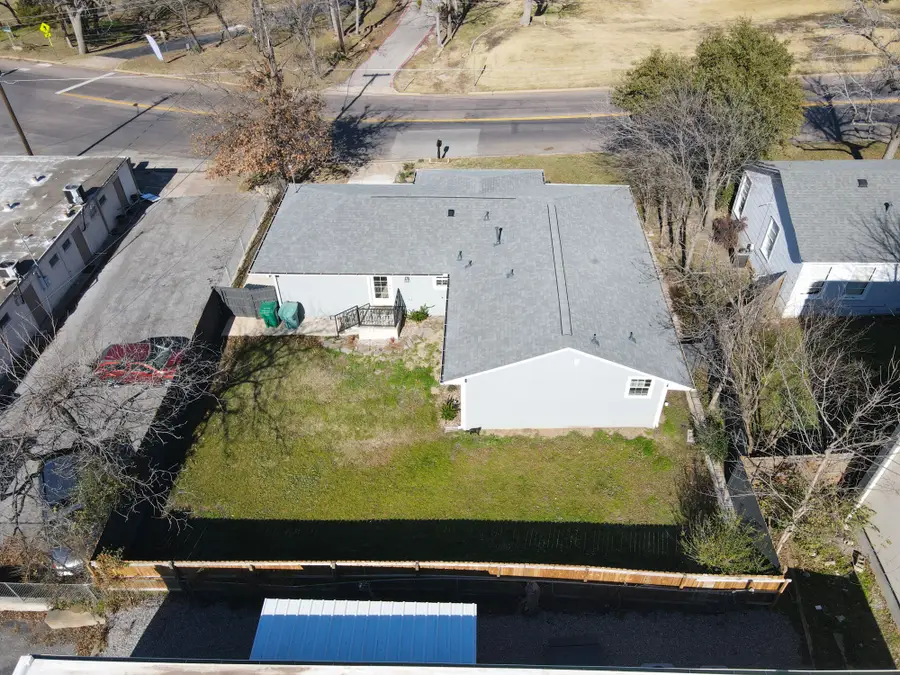 320 W Washington Street, Sherman, TX 75090 - Image #3