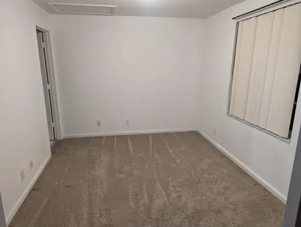 914 Summit Lake Drive, West Palm Beach, FL 33406