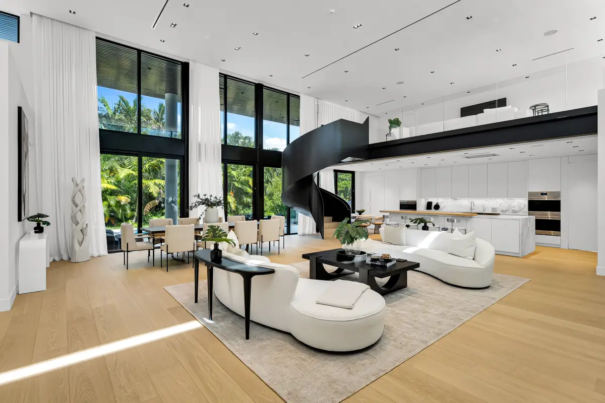 620 Ocean Blvd, Golden Beach, FL 33160 - Image #1