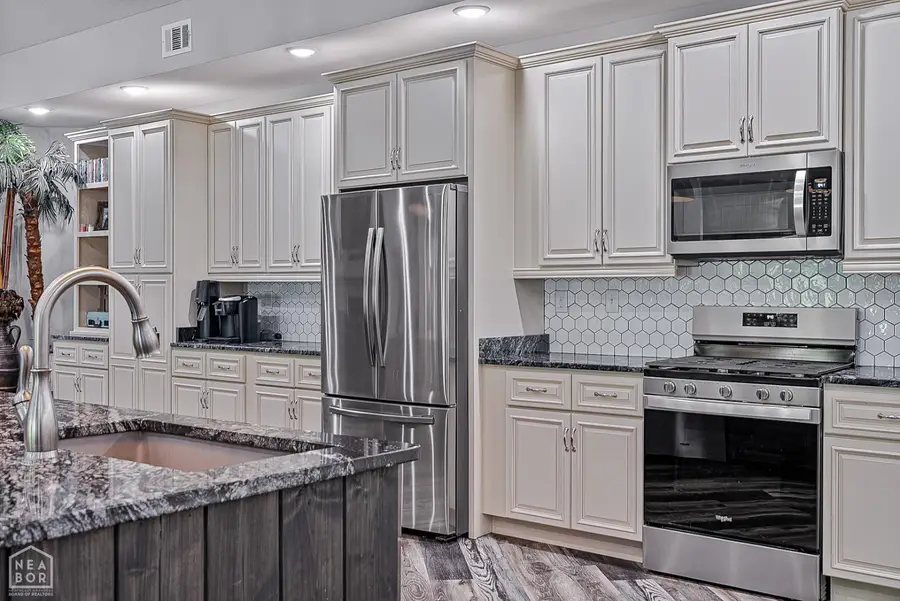 8203 Oak Creek Lane, Harrisburg, AR 72432 - #2