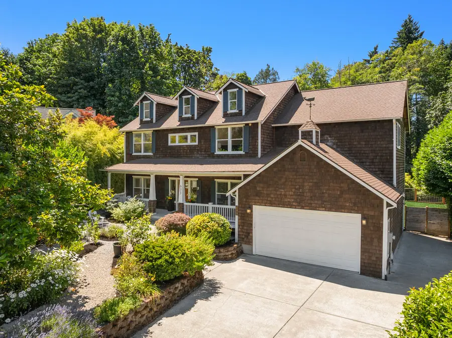 633 Klickitat Place Ne, Bainbridge Island, WA 98110 - #2