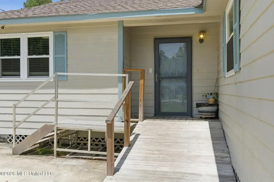 1908 Laurel Glen, Gautier, MS 39553 - #2
