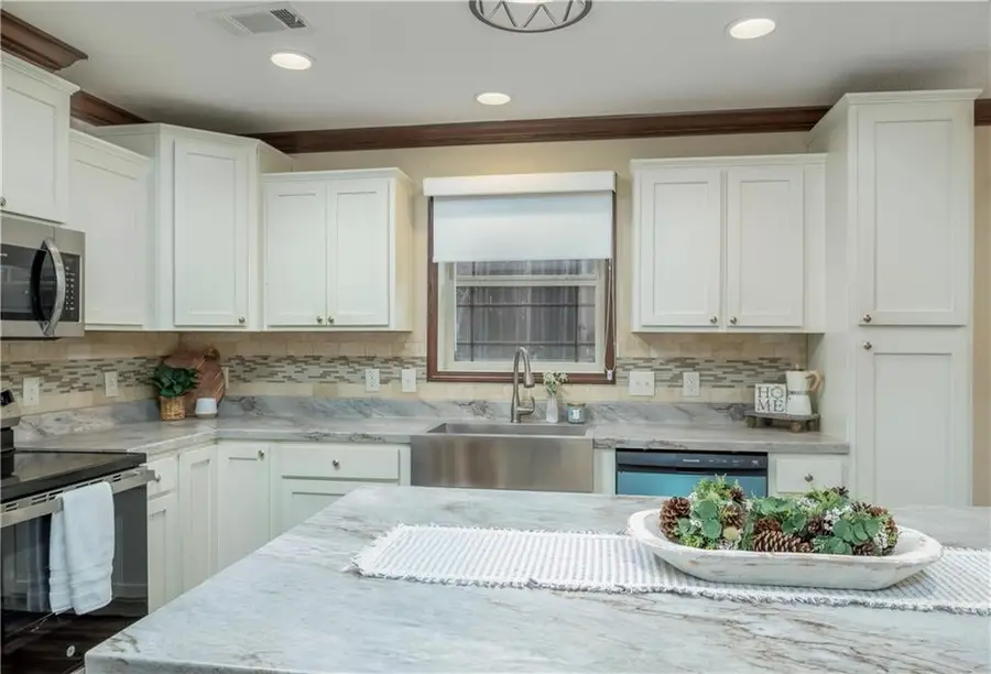 2155 B Wiggins Road, Pineville, LA 71360 - #3