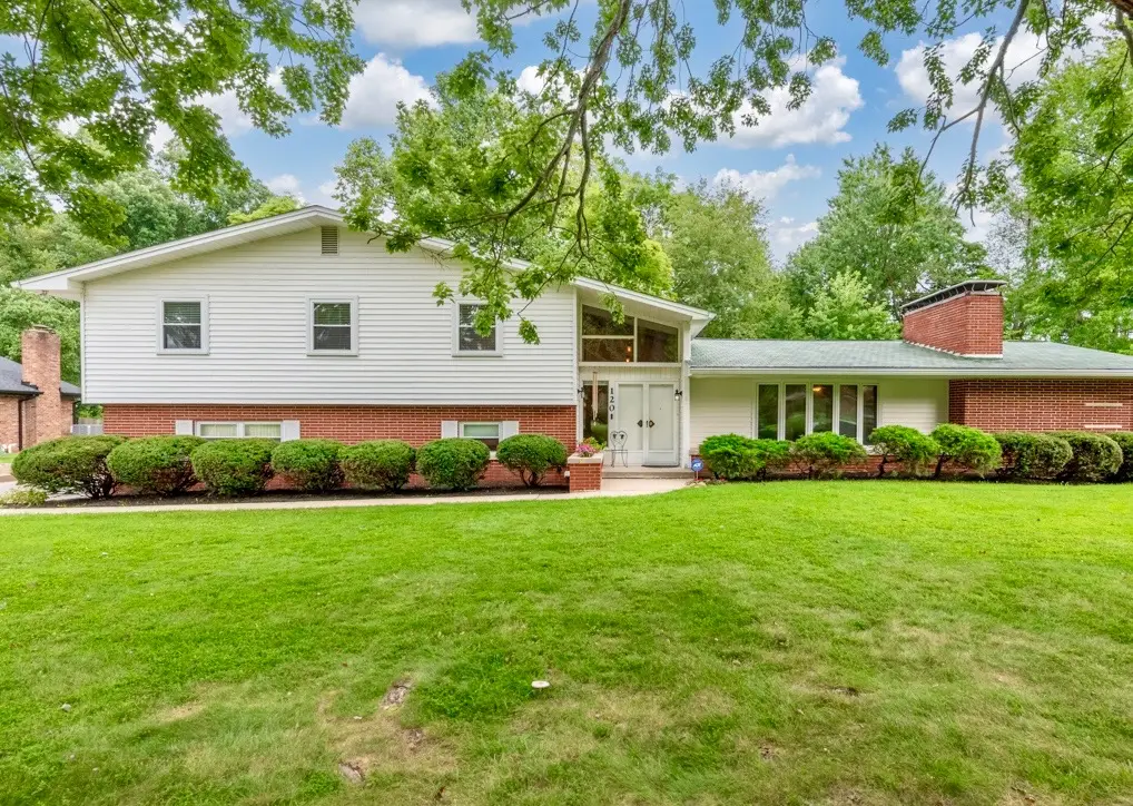 120 Briarwood Lane, Terre Haute, IN 47803 - #1