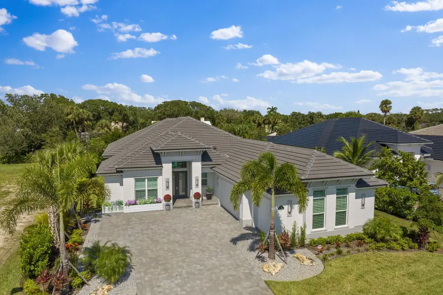 220 Strand Square, Vero Beach, FL 32963 - Image #2