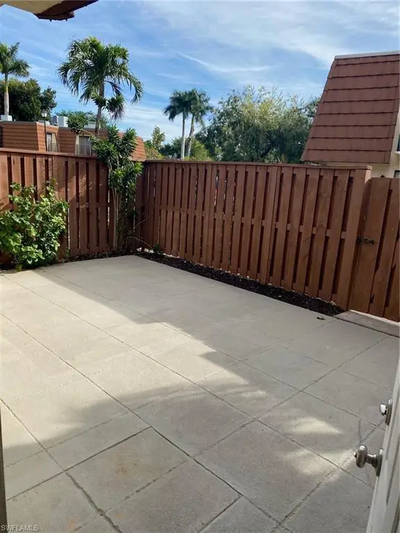 5245 Cedarbend DR #2, Fort Myers, FL 33919 - #3