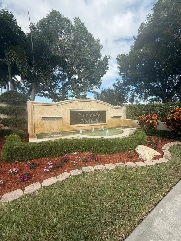 617 Sea Pine Way #Unit B1, Greenacres, FL 33415