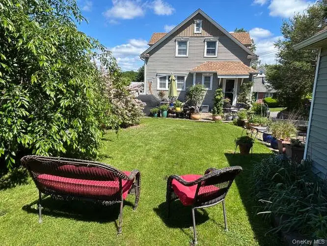 28 Jane Street, Roslyn Heights, NY 11577 - #2
