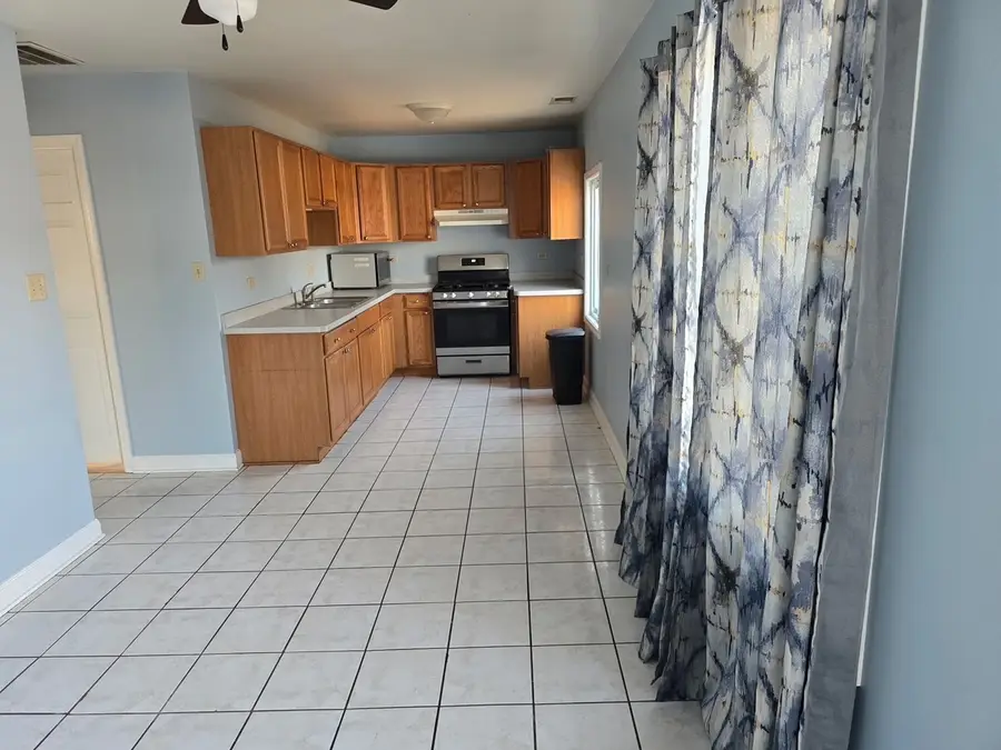 19 E Romeo Road, Romeoville, IL 60446 - #3