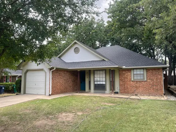 313 Joshua Street, Denton, TX 76209