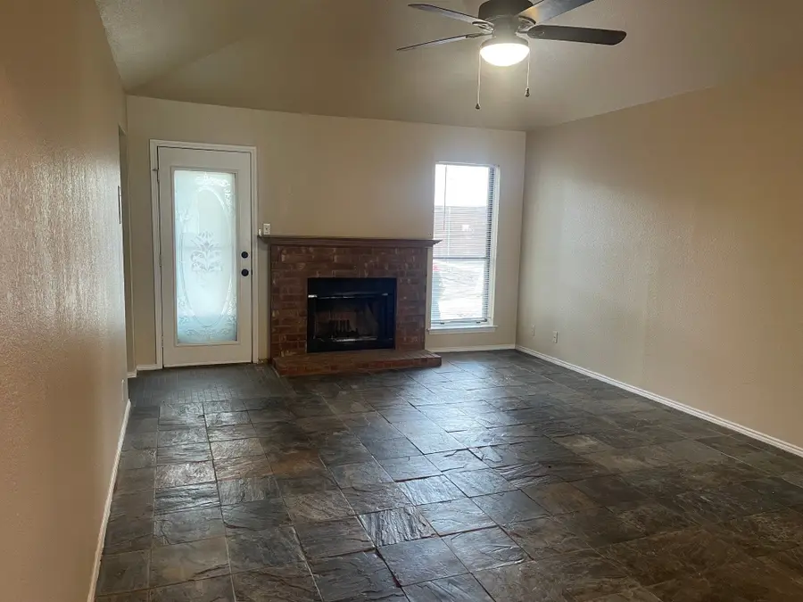 313 Joshua Street, Denton, TX 76209 - #3
