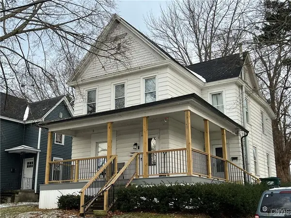 108  (Lower 3-bed unit) 5th Avenue, Oswego, NY 13126