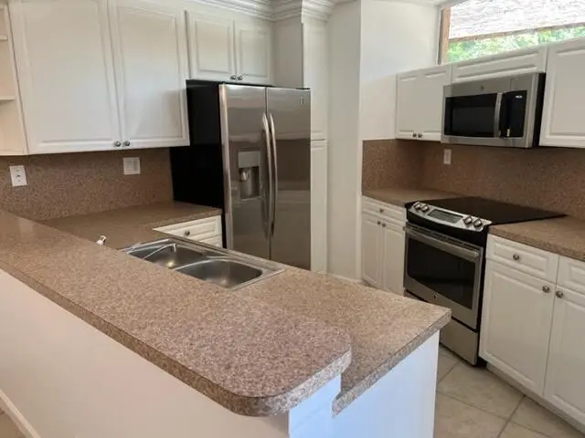 8285 Severn Drive #B, Boca Raton, FL 33433 - #2