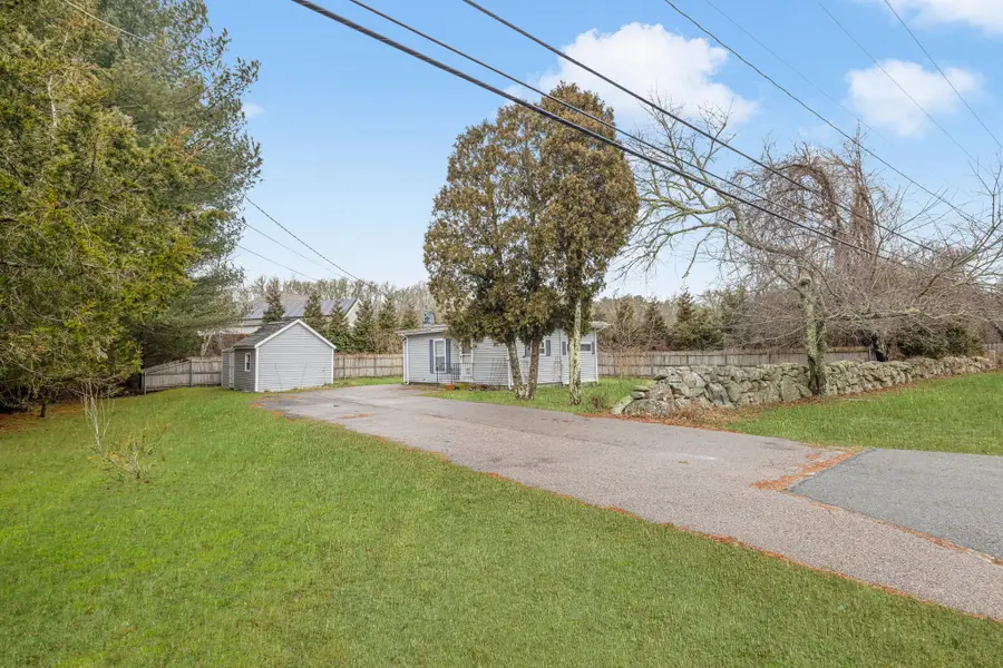 496 Chase Rd, Dartmouth, MA 02747 - Image #3