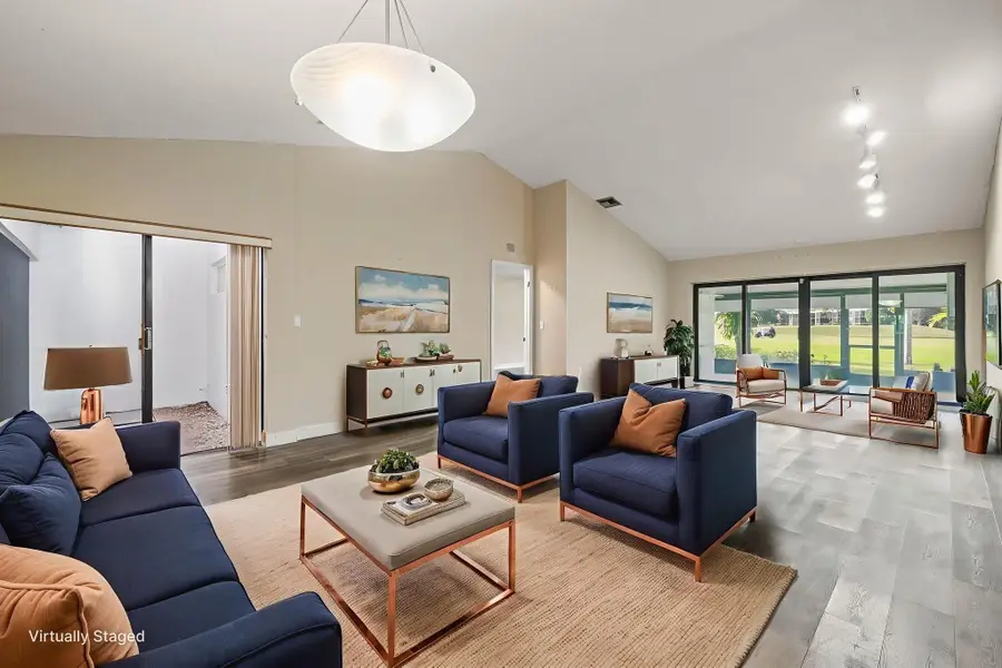 370 Fairway Circle #13, Weston, FL 33326 - #3