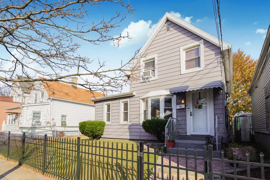 133 Van Pelt Avenue, Staten Island, NY 10303 - Image #2
