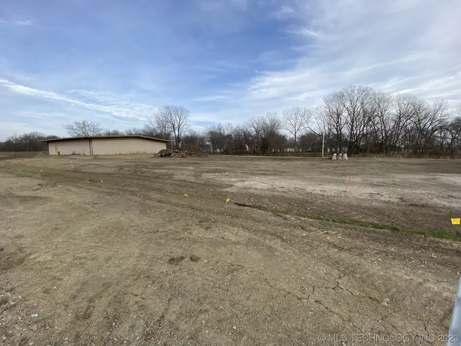 1 Phillips Street, Skiatook, OK 74070 - Image #3