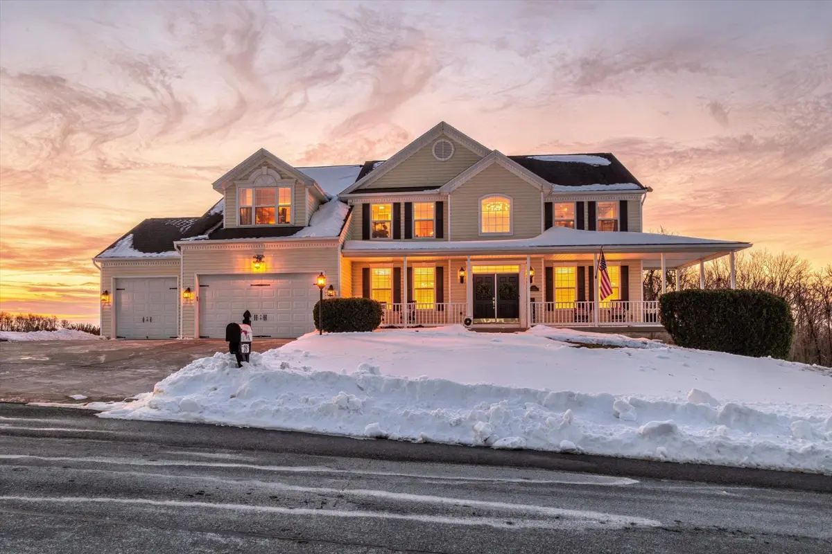 28 Hunt Run Dr, New Freedom, PA 17349 - #1