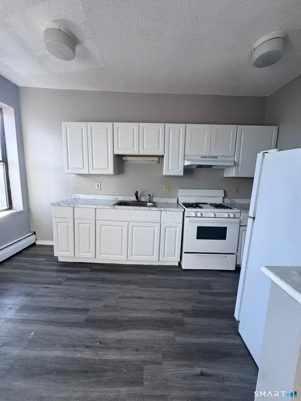 56 Maple Avenue #302, Hartford, CT 06114