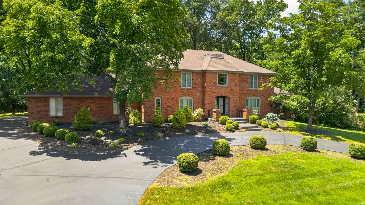 139 Ladue Lake Drive, Creve Coeur, MO 63141 - #1